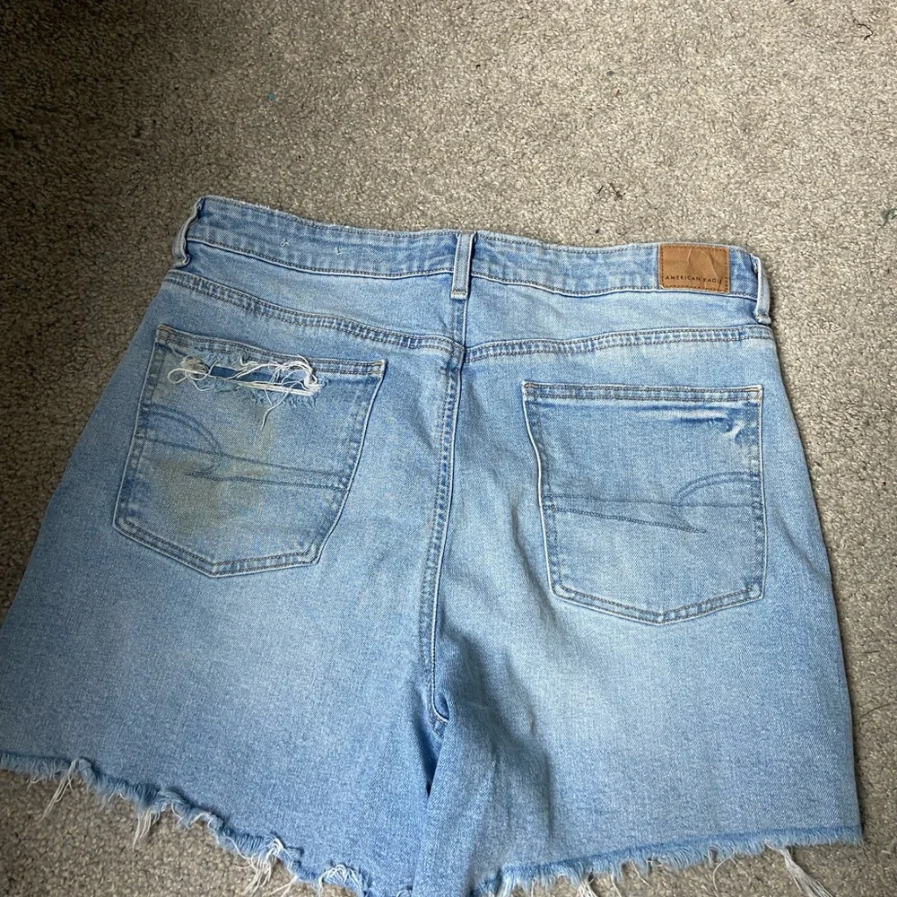 American Eagle Outfitters High Rise Baggy Long Jean Shorts Distressed Frayed Hem
